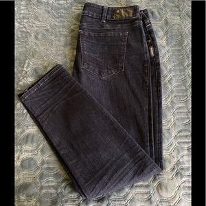 Silver Suki Jeans Pencil Dark Blue 32 x 29.  EUC